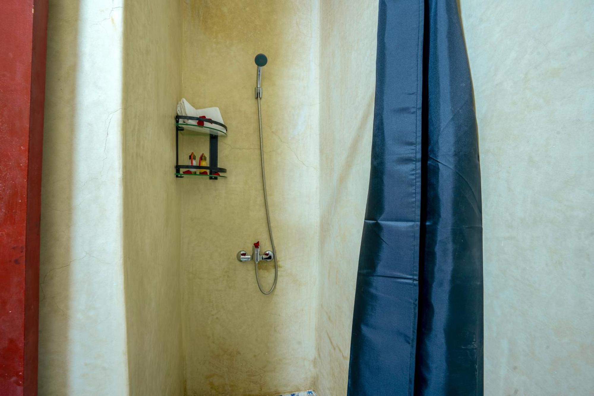 Riad Le Graff Pink Marrakesh Ngoại thất bức ảnh