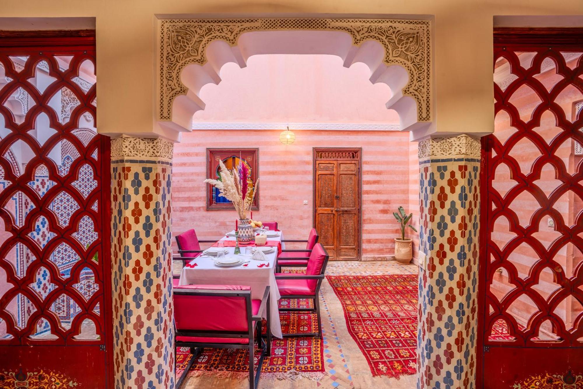 Riad Le Graff Pink Marrakesh Ngoại thất bức ảnh